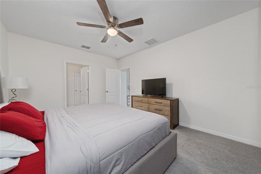 Furnished interior view inside a new home in , Davenport (Image 13).