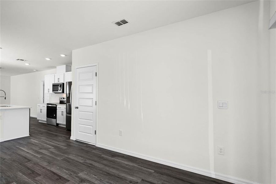 Spacious, unfurnished interior of a new home in , Winter Haven (Image 13). Spacious, unfurnished interior of a new home in , Winter Haven (Image 13).