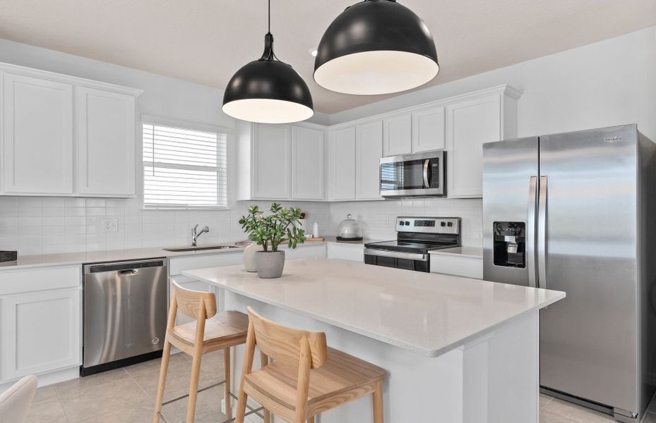 Representative furnished interior of a home built from the Springdale by Pulte Homes in Belle Haven, Davenport (Image 51). Representative furnished interior of a home built from the Springdale by Pulte Homes in Belle Haven, Davenport (Image 51).