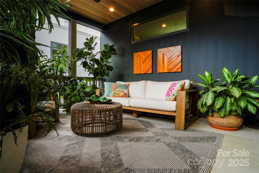 Image 35 of a home in .