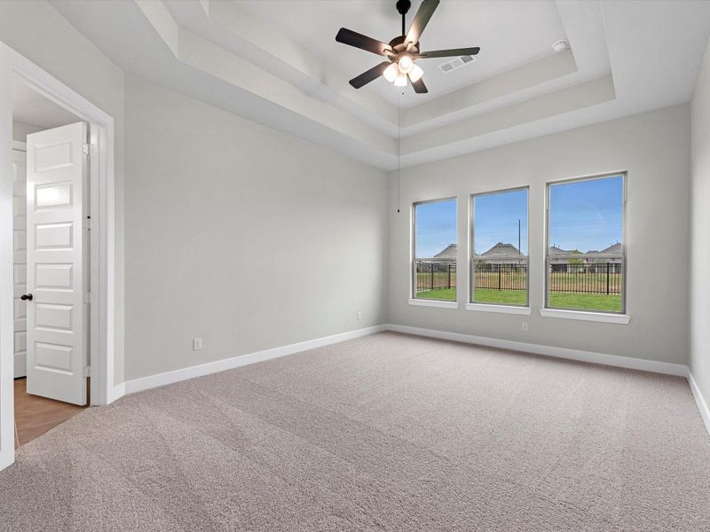 Representative image. Features, specifications, selections and colors may vary. Representative image. Features, specifications, selections and colors may vary.