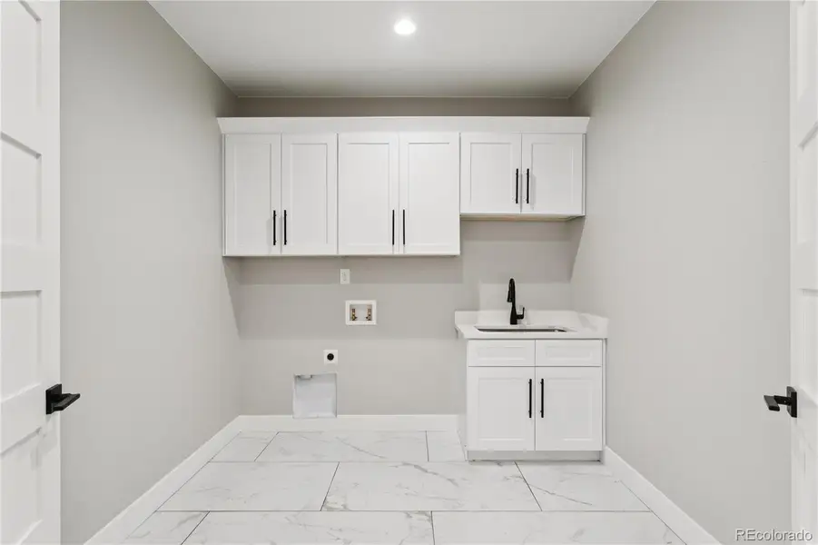 Furnished interior view inside a new home in , Hudson (Image 8).