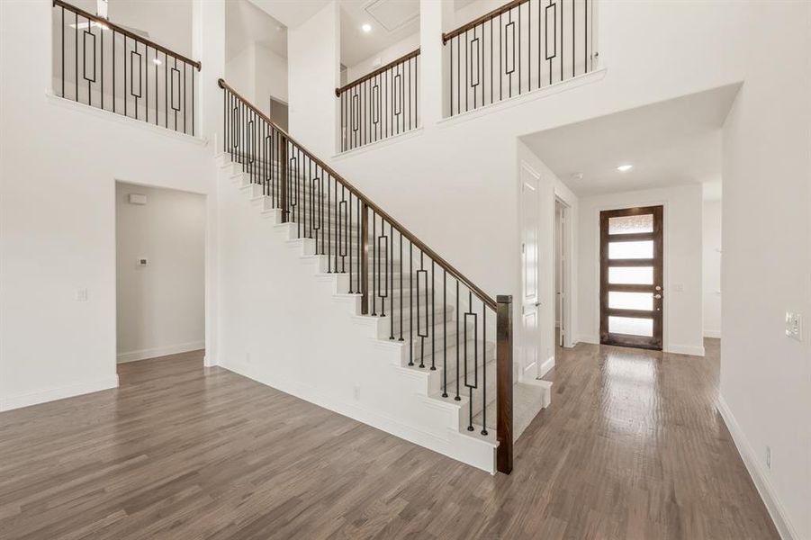 Spacious, unfurnished interior of a new home in Wildflower Ranch 60-65, Fort Worth (Image 21). Spacious, unfurnished interior of a new home in Wildflower Ranch 60-65, Fort Worth (Image 21).