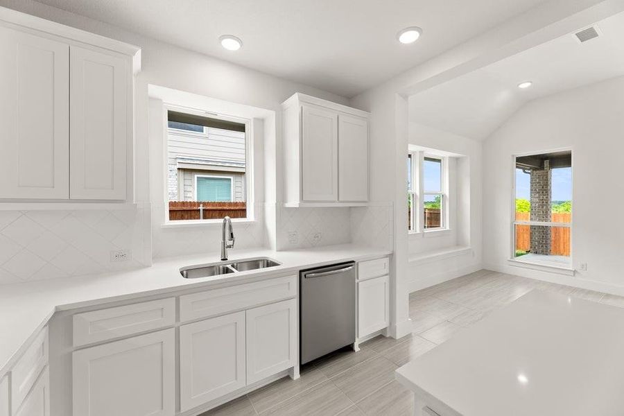 Furnished interior view inside a new home in Llano Springs, Fort Worth (Image 11).