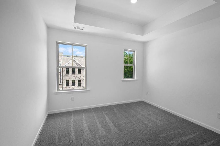 Spacious, unfurnished interior of a new home in Hampton Trace, Marietta (Image 18).