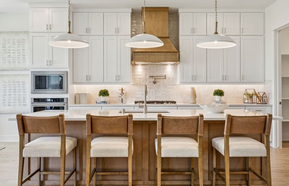 Representative furnished interior of a home built from the Gillett by Pulte Homes in Ryehill, Rosenberg (Image 20).