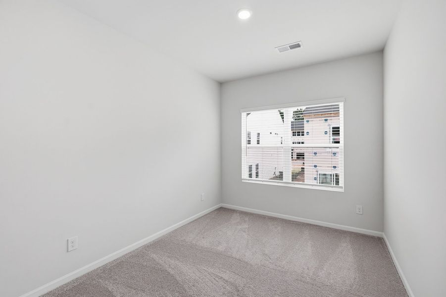 Spacious, unfurnished interior of a new home in Nichols Landing, Charlotte (Image 22).