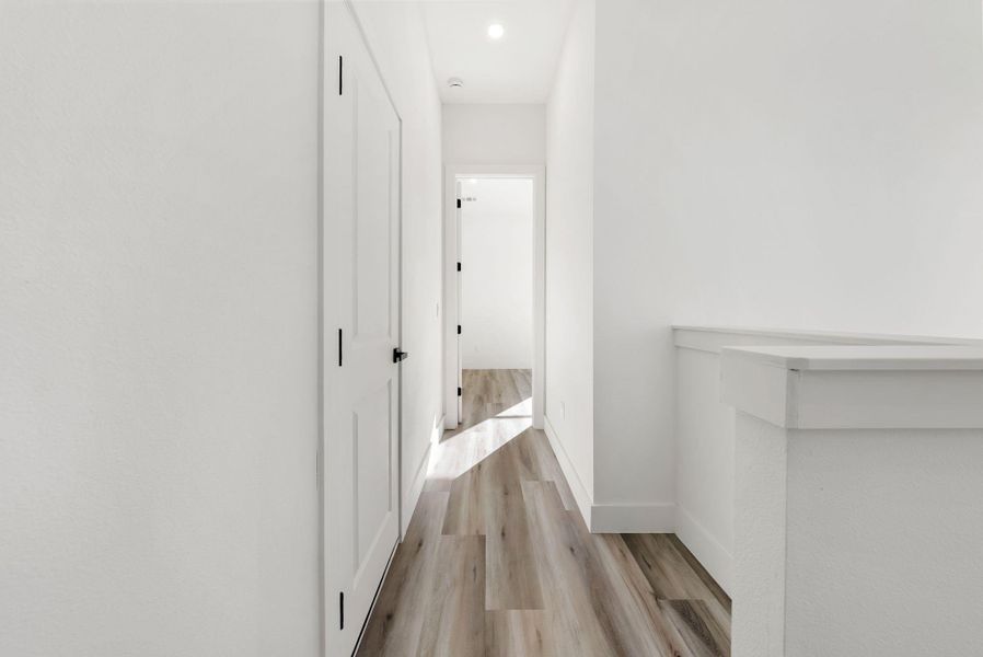 Spacious, unfurnished interior of a new home in , Cedar Park (Image 26).