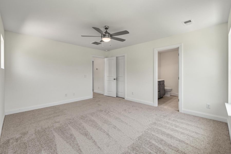 Spacious, unfurnished interior of a new home in The Landings at Montague, Goose Creek (Image 18). Spacious, unfurnished interior of a new home in The Landings at Montague, Goose Creek (Image 18).