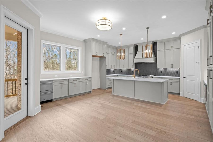 Furnished interior view inside a new home in Laurel View, Suwanee (Image 17). Furnished interior view inside a new home in Laurel View, Suwanee (Image 17).