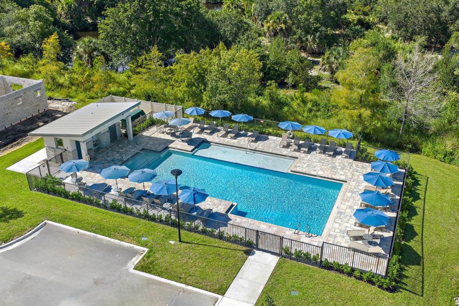 501 SW Sally Way (10e)