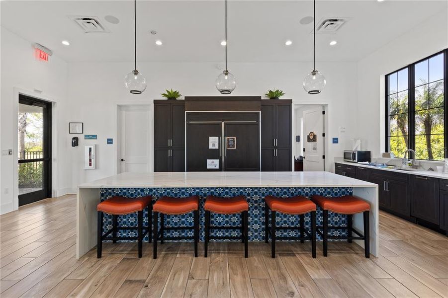 Community amenities in , Nokomis (Image 44).