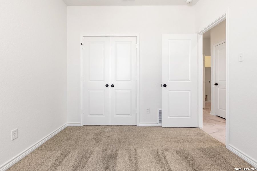 Spacious, unfurnished interior of a new home in Punta Verde, Converse (Image 13).
