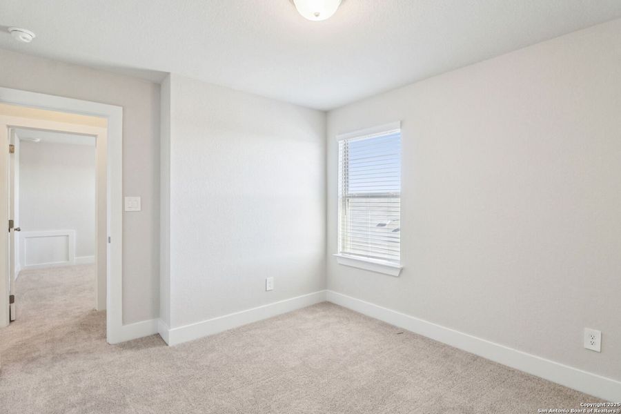 Spacious, unfurnished interior of a new home in Legendary Trails - Premier Series, Cibolo (Image 19).