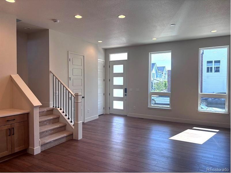 Spacious, unfurnished interior of a new home in , Denver (Image 6).