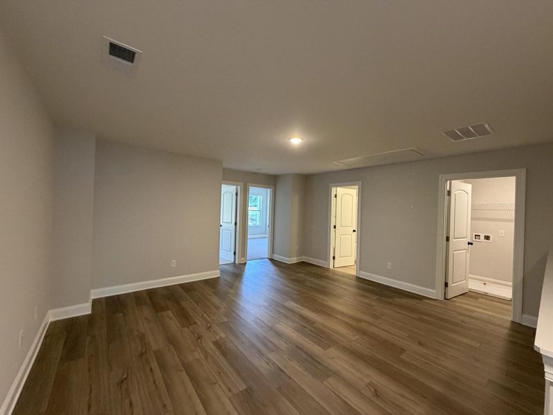 Spacious, unfurnished interior of a new home in Villas at Dawsonville Townhomes, Dawsonville (Image 8).