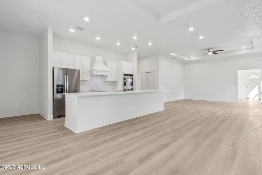 Furnished interior view inside a new home in , Middleburg (Image 12).