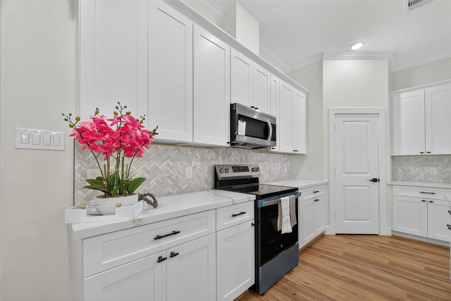 Furnished interior view inside a new home in , Crosby (Image 4).