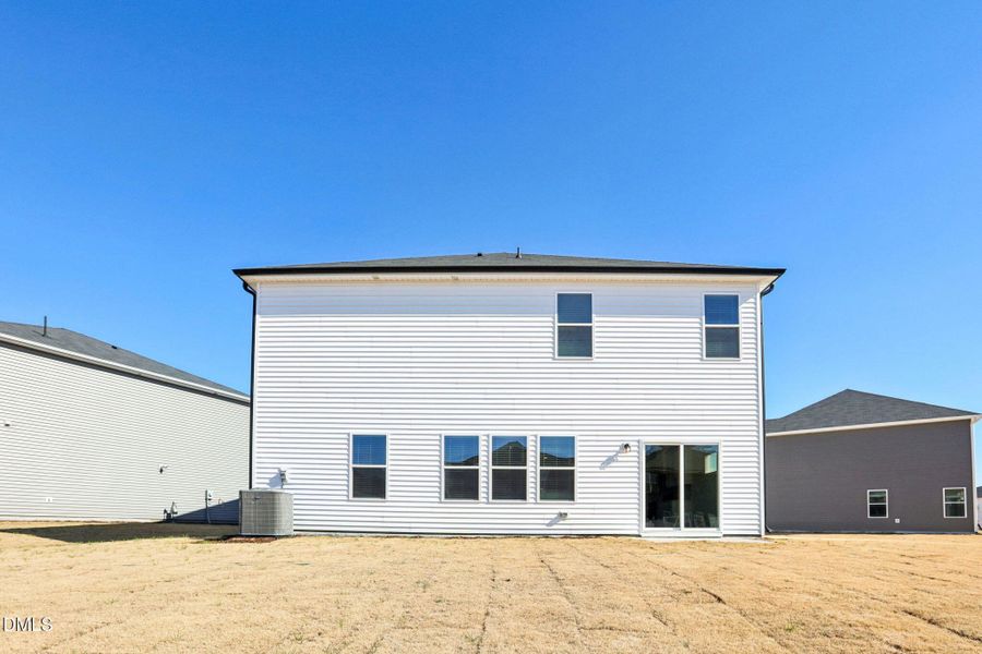 39-web-or-mls-Raleigh- River Glen-38 Hof