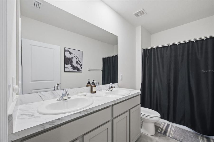 Furnished interior view inside a new home in , Plant City (Image 26). Furnished interior view inside a new home in , Plant City (Image 26).