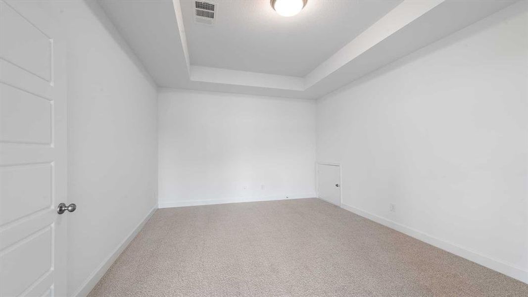 Spacious, unfurnished interior of a new home in The Lakes Of Somercrest 60', Midlothian (Image 16). Spacious, unfurnished interior of a new home in The Lakes Of Somercrest 60', Midlothian (Image 16).