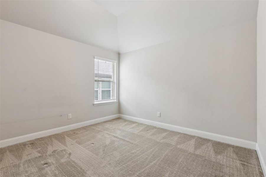 Spacious, unfurnished interior of a new home in Lake Shore Village, Rowlett (Image 18).
