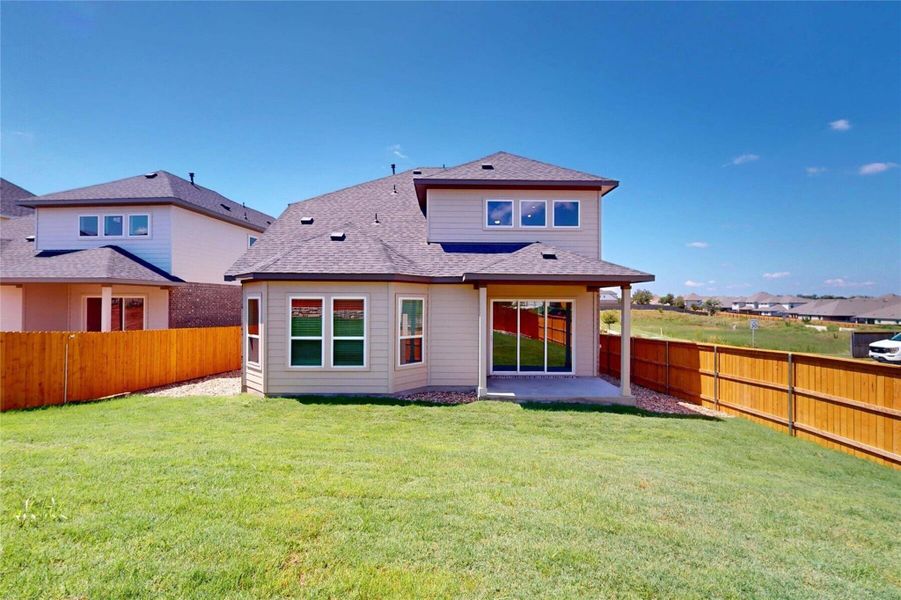 Exterior details and patio area of a home in Cedar Brook, Leander (Image 4).