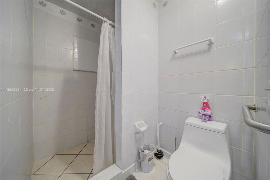 Furnished interior view inside a new home in , Miami (Image 9). Furnished interior view inside a new home in , Miami (Image 9).