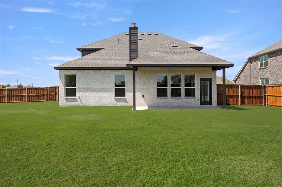 Exterior details and patio area of a home in Lovers Landing, Forney (Image 4). Exterior details and patio area of a home in Lovers Landing, Forney (Image 4).