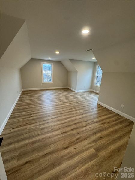 bonus room