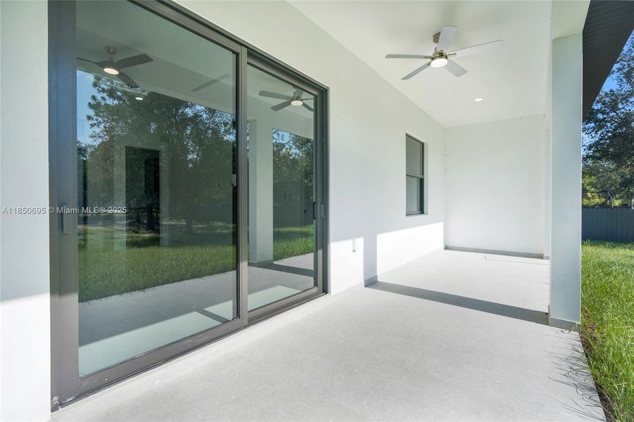 Image 21 of a home in . Image 21 of a home in .