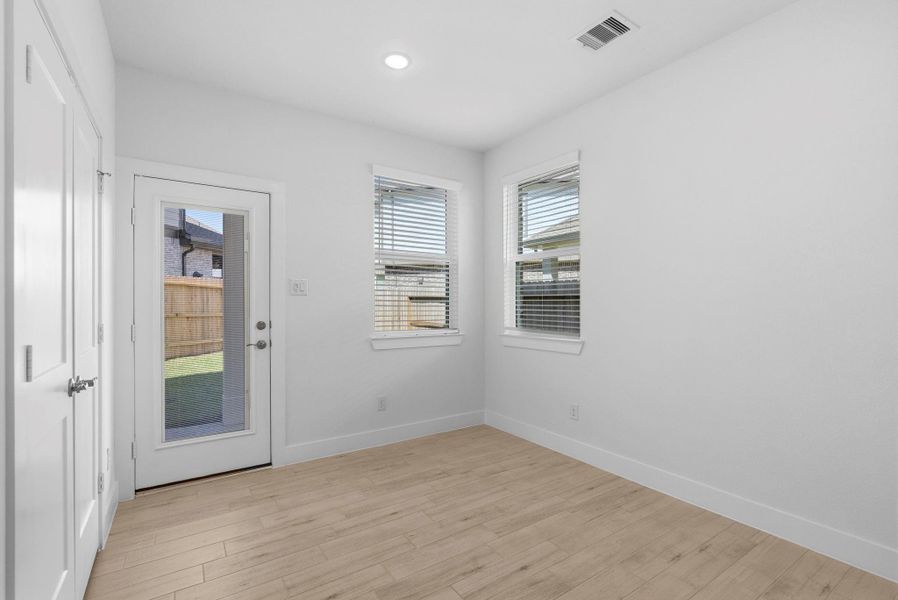 Spacious, unfurnished interior of a new home in Balmoral, Humble (Image 22). Spacious, unfurnished interior of a new home in Balmoral, Humble (Image 22).