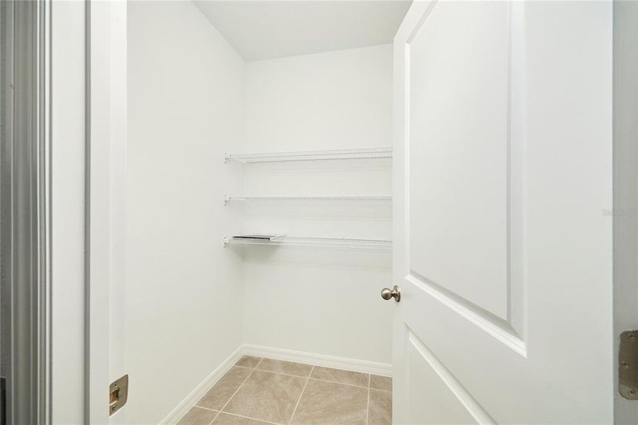 Spacious, unfurnished interior of a new home in Westgate at Avalon Park, Wesley Chapel (Image 38).