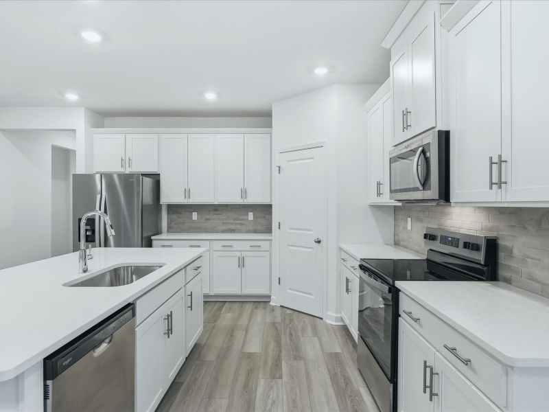 Furnished interior view inside a new home in Palmetto Place, Longs (Image 7).