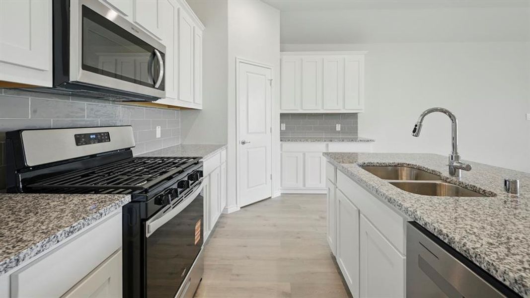 Furnished interior view inside a new home in Silverado, Aubrey (Image 9).