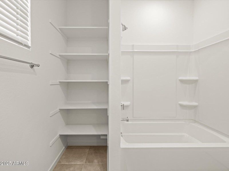 Bath 2 with Storage