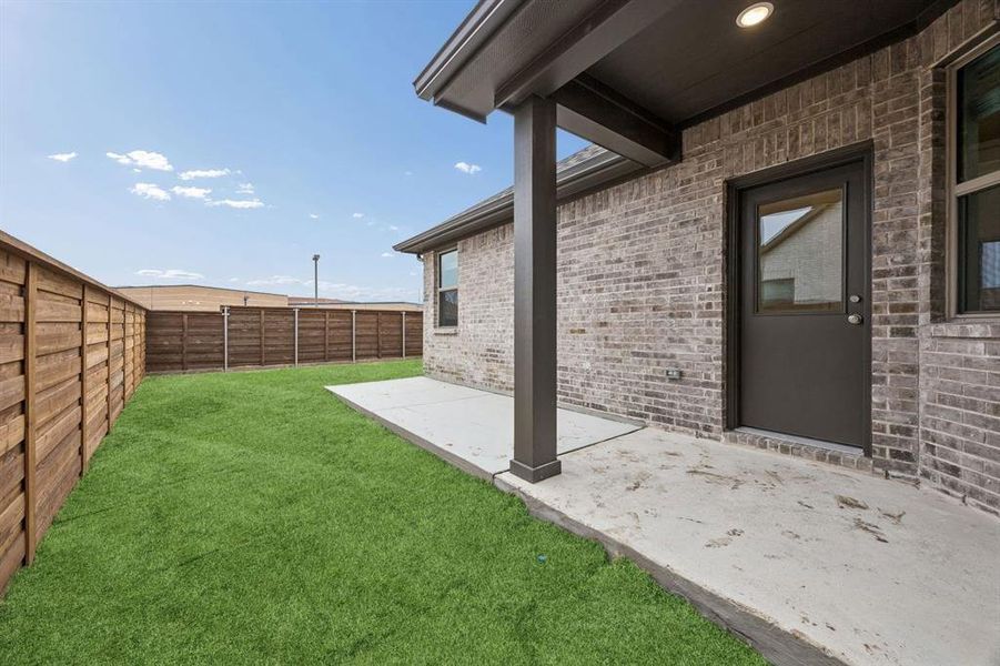 2205 Hazel Lily 2205 Hazel Lily