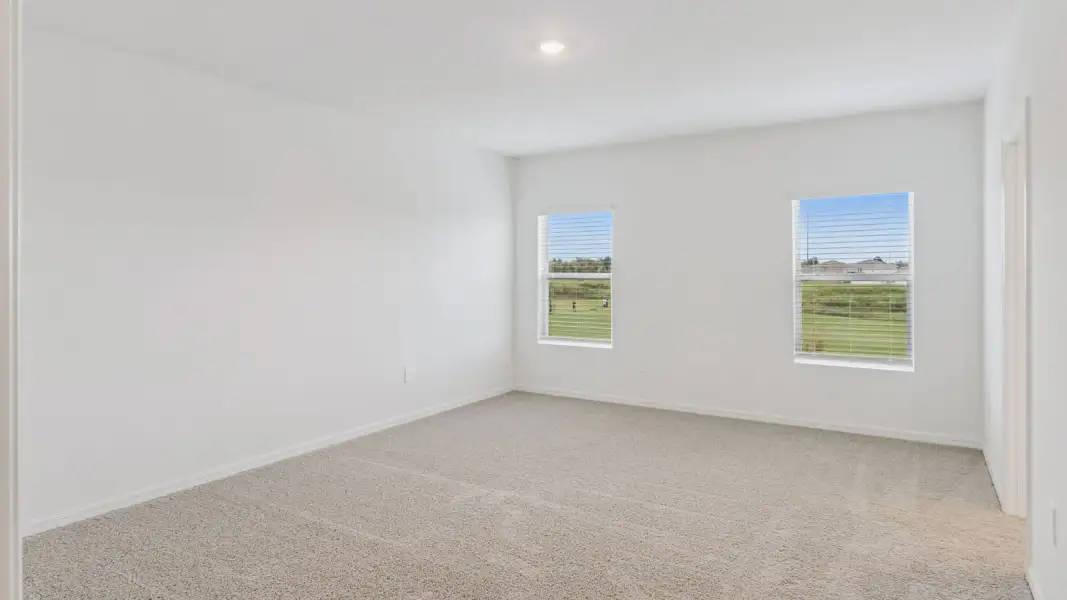 Representative unfurnished interior of a home built from the Coral by D.R. Horton in Hawthorne Ranch, Lakeland (Image 39).
