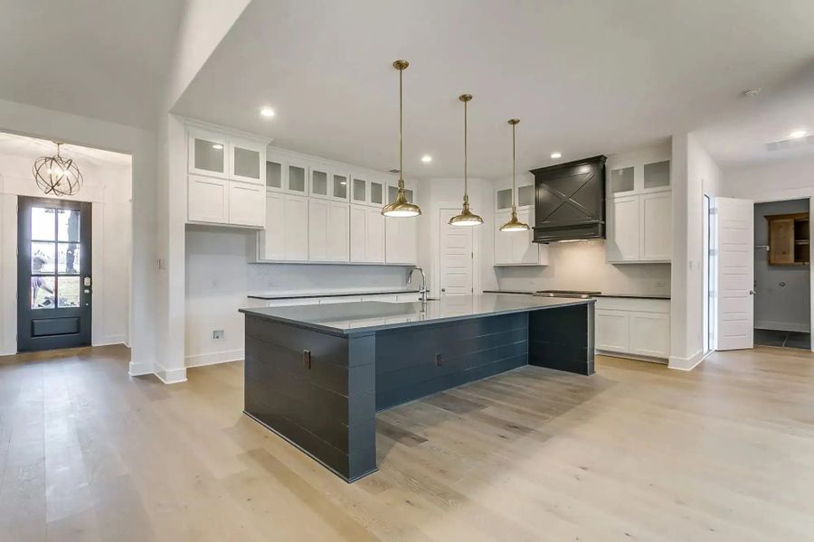 Representative furnished interior of a home built from the The Kellyn by Elmwood Custom Homes in Byrum Ranch, Maypearl (Image 13). Representative furnished interior of a home built from the The Kellyn by Elmwood Custom Homes in Byrum Ranch, Maypearl (Image 13).