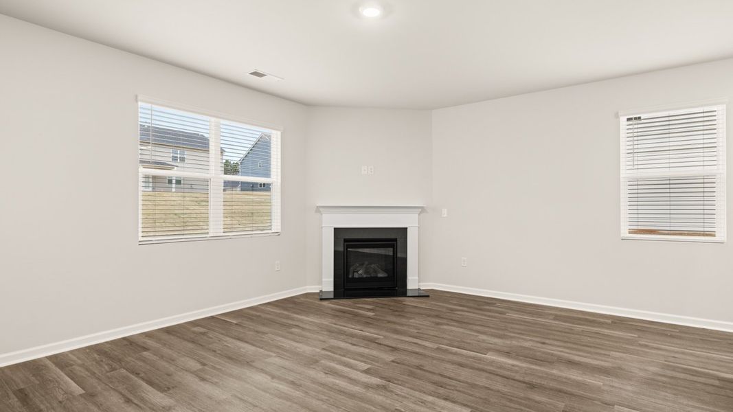 Representative unfurnished interior of a home built from the Galen by D.R. Horton in Champion's Run, Lithonia (Image 18).