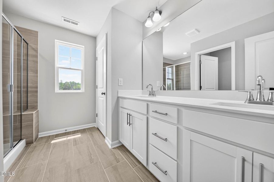 SUN_Rosedale_Pic_Dylan-25