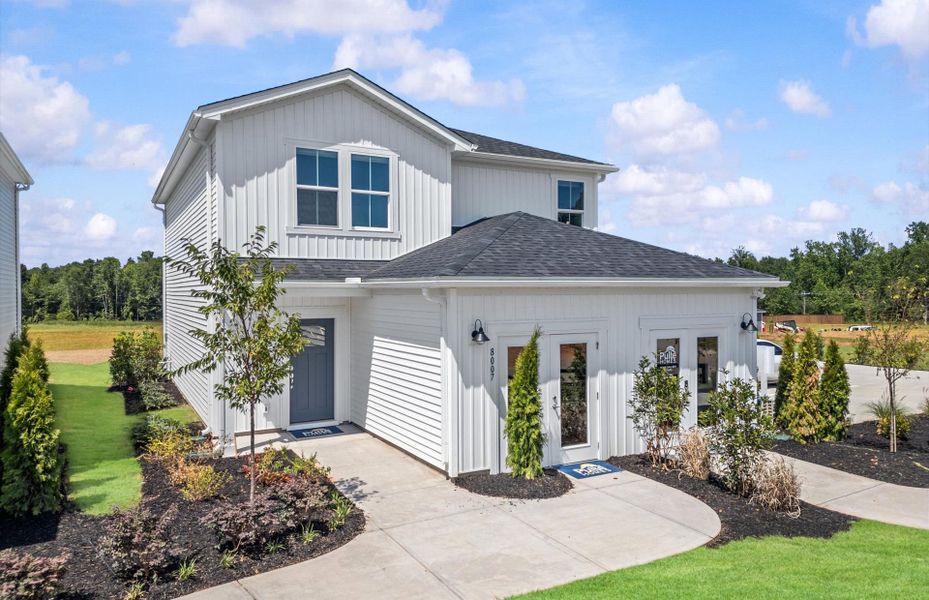 Image 33 representing the Raven by Pulte Homes in Crestview, Spartanburg, SC. Image 33 representing the Raven by Pulte Homes in Crestview, Spartanburg, SC.