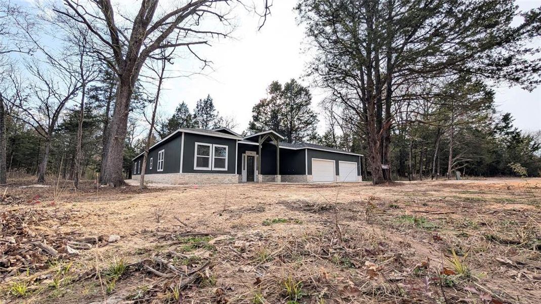 Beautiful 2704 sq. foot new build Beautiful 2704 sq. foot new build