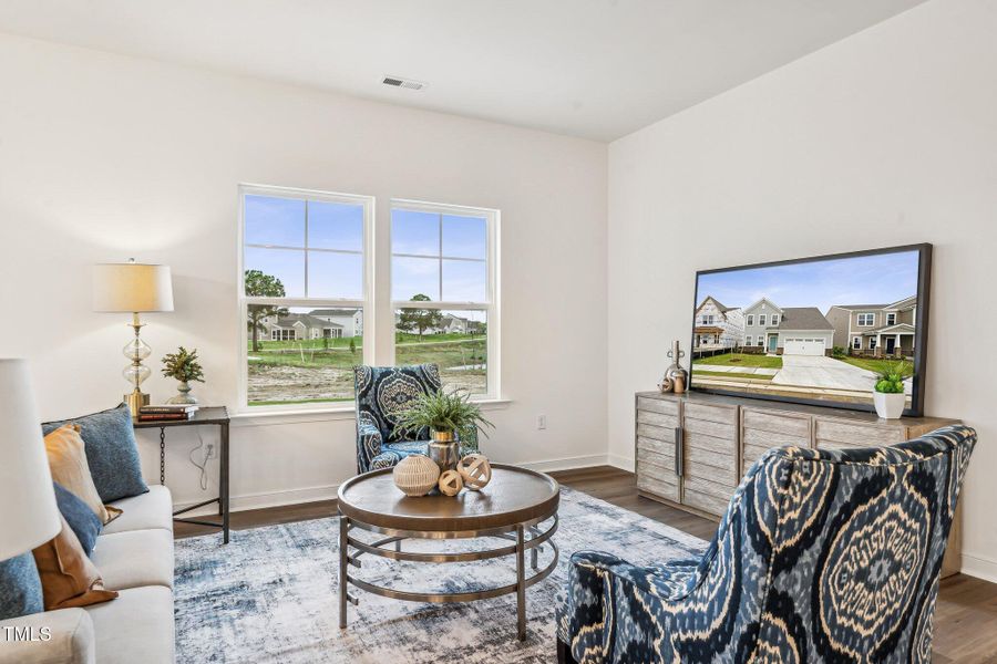 10- Maxwell HHHunt Homes Family Room