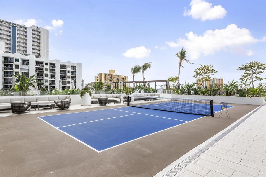 Pickleball Court & Gas Grills Pickleball Court & Gas Grills