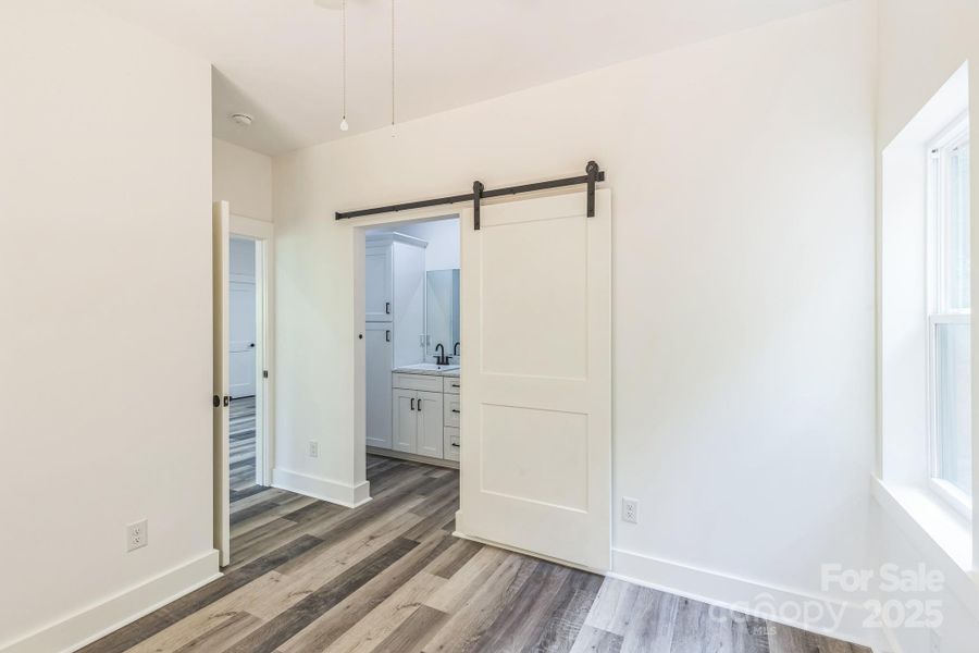 Image 25 of a home in .