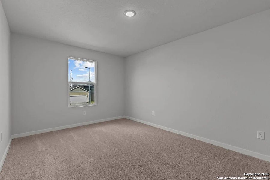 Spacious, unfurnished interior of a new home in Summerlin, San Antonio (Image 16).