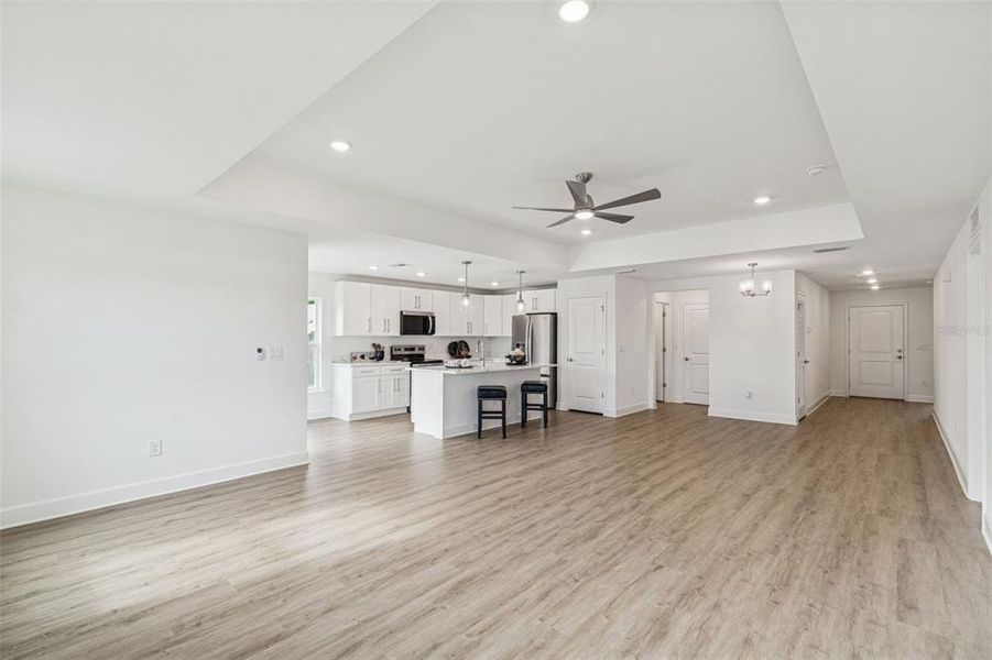 Spacious, unfurnished interior of a new home in , Spring Hill (Image 46).