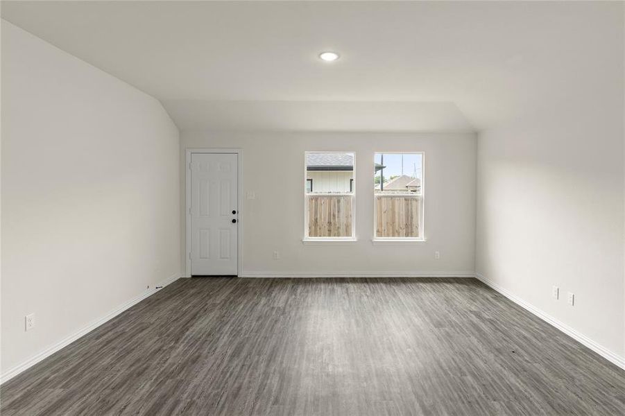 15. 116 Kainos - Family 15. 116 Kainos - Family