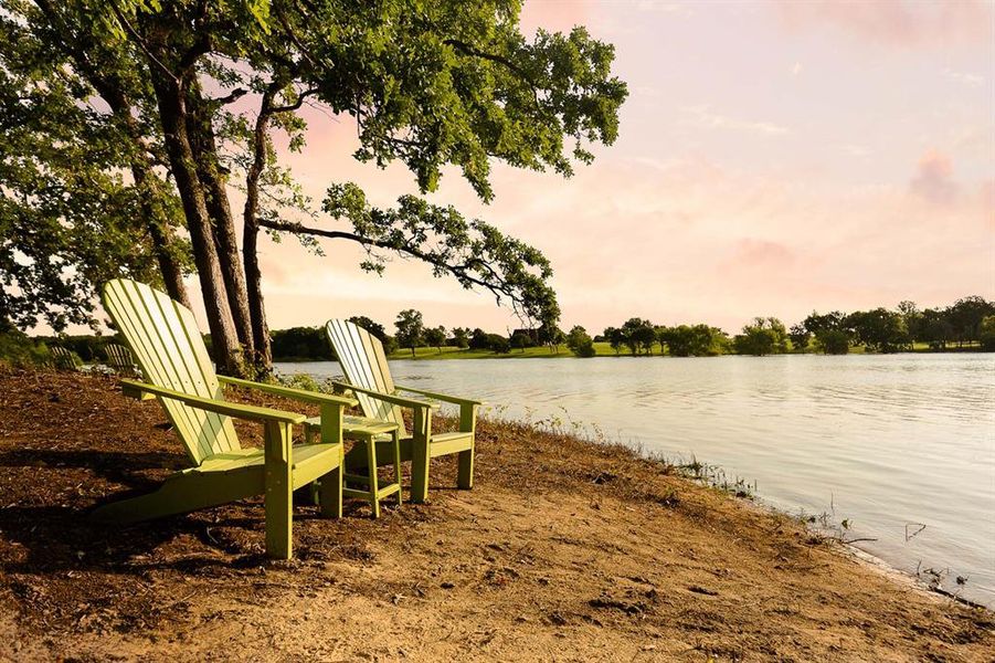 Natural landscape and outdoor views near Wildridge in Oak Point (Image 37).